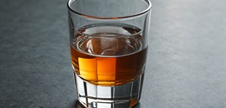 Como selecionar copos adequados para cada tipo de drink